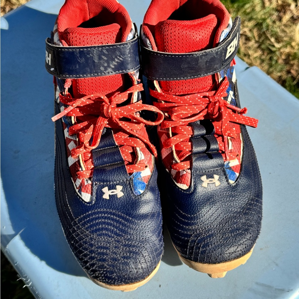 Under Armour Kids' Navy and Red Baseball Cleats